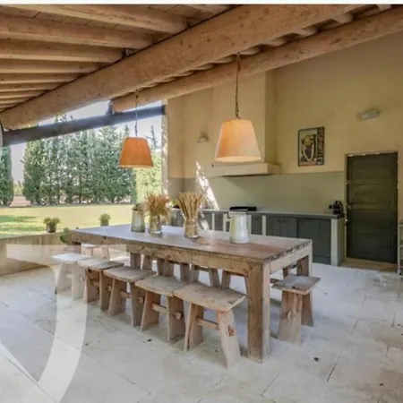 Mas D'artalet : Mas Provencal Avec Piscine Chauffee Villa Graveson